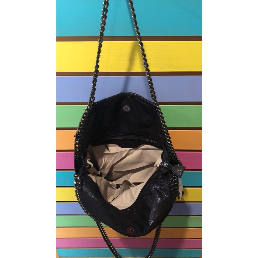 Chain Handle Bag - Picture 5 of 8